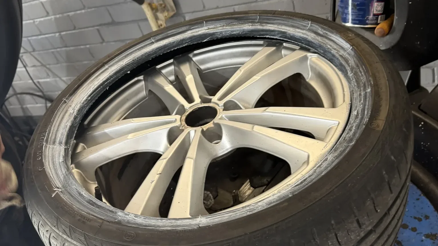 Tyre sidewall checked for cracking